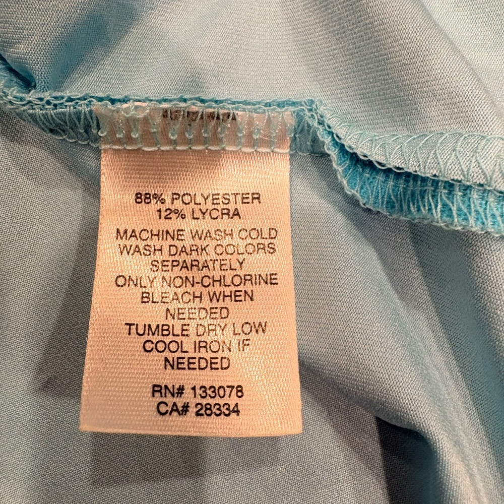 Lucky in Love Light Blue V-Neck Tee NEW - Picture 3 of 6